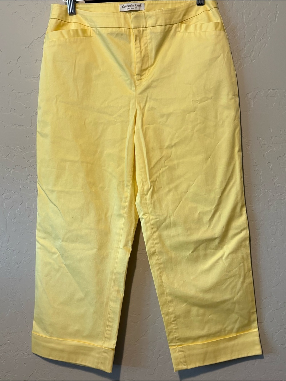 Coldwater Creek Yellow Capri’s Size 6